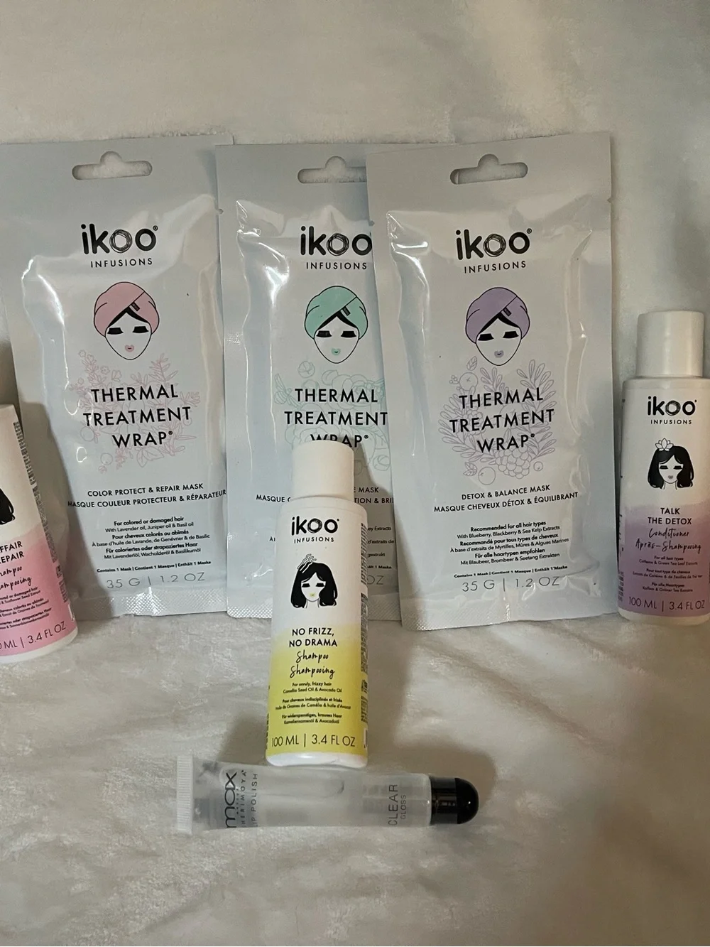 3 Hair Thermal Treatment Wraps & 3 No Frizz Shampoo - and a lip gloss